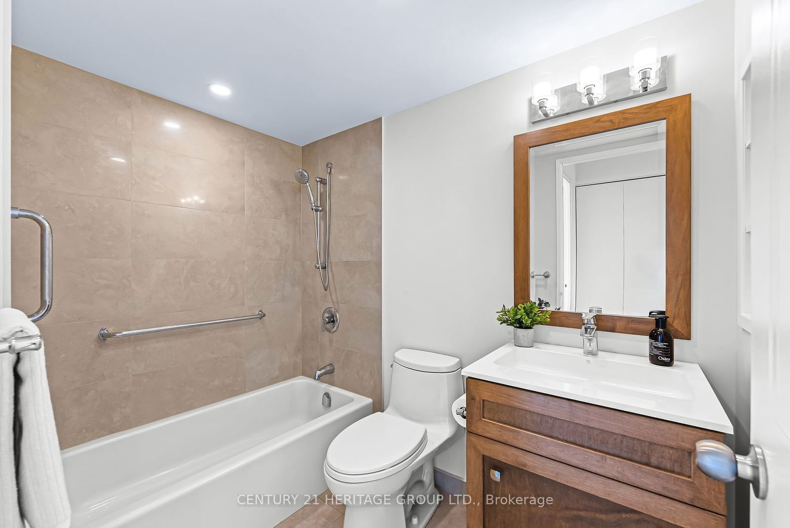 100 Observatory Lane, unit 1203 for sale - image #24