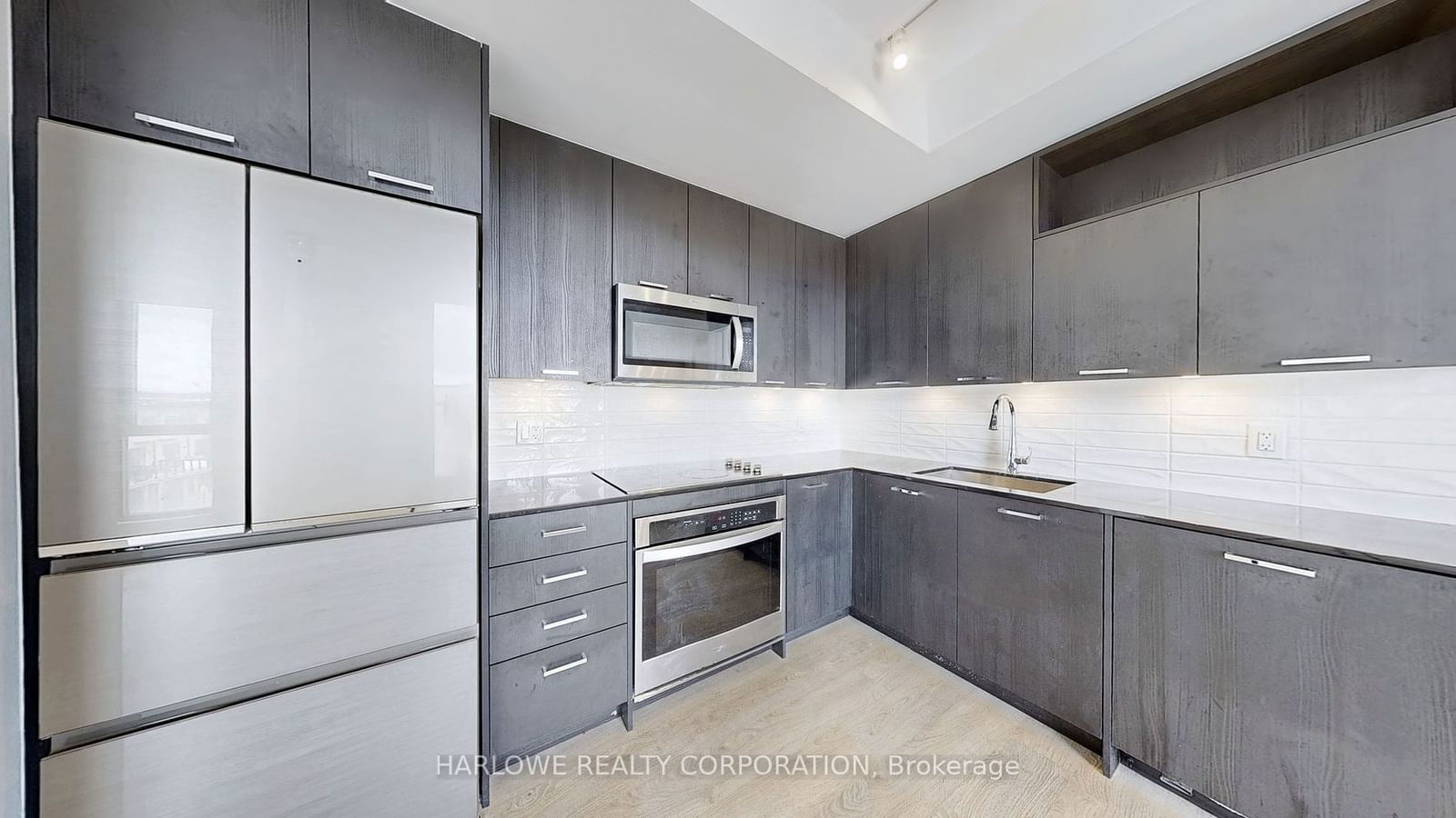 120 Eagle Rock Way, unit 307 for sale