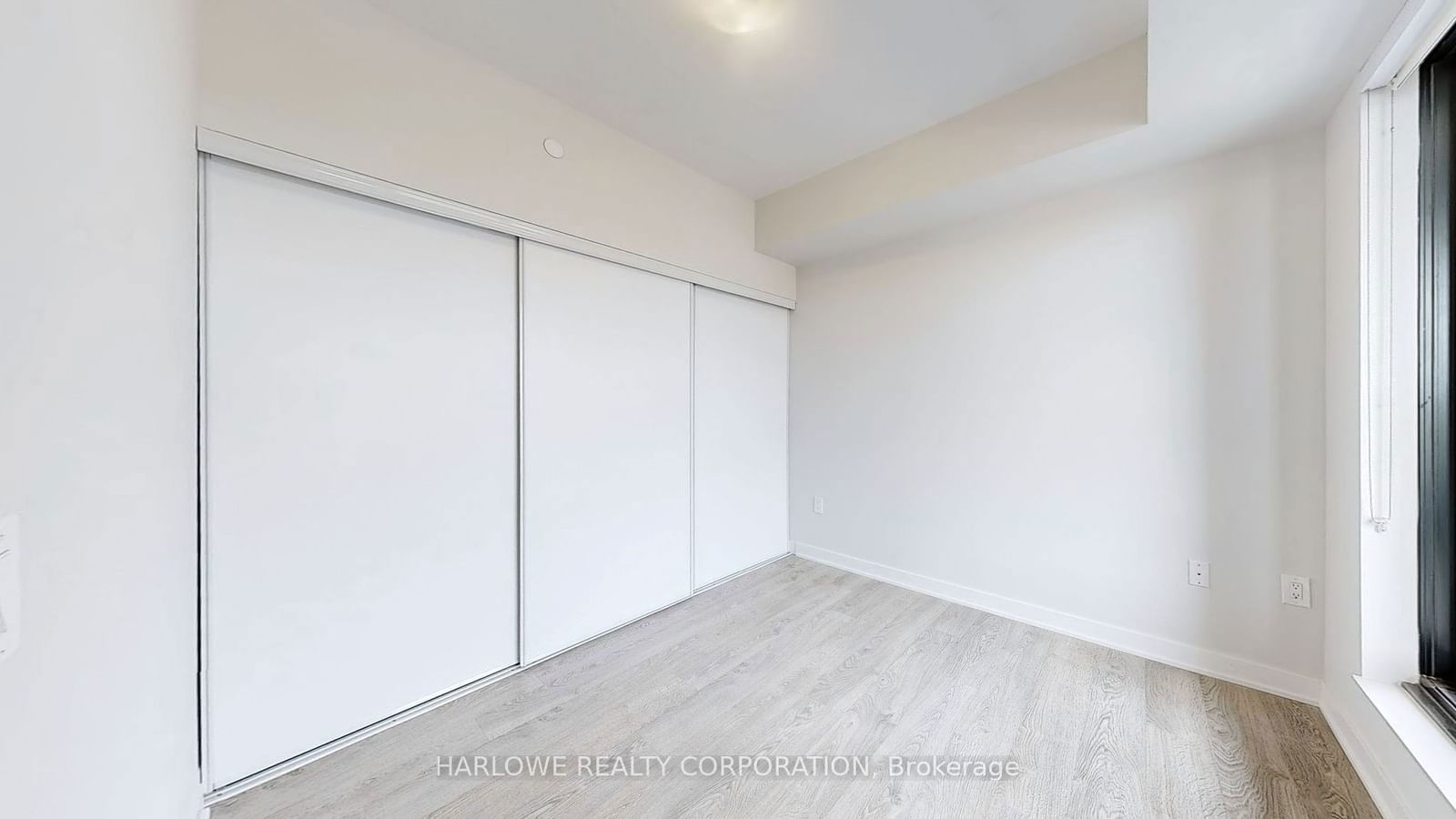 120 Eagle Rock Way, unit 307 for sale - image #24