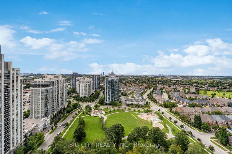 7890 Bathurst St, unit 2210 for rent - image #1