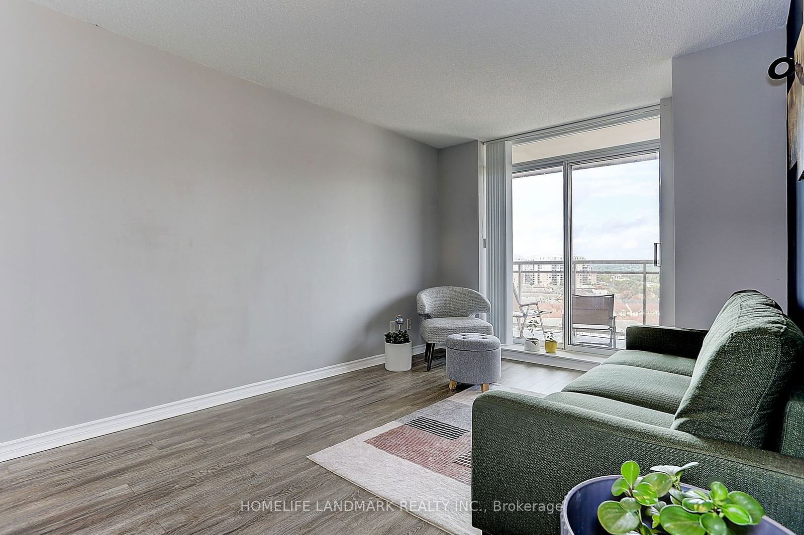 75 King William Cres, unit 1013 for rent - image #14