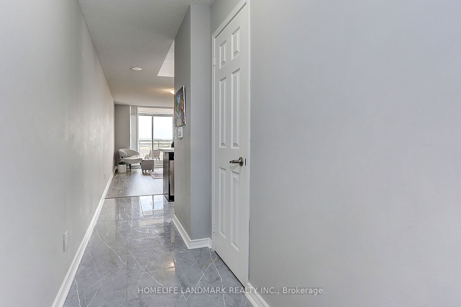 75 King William Cres, unit 1013 for rent - image #8