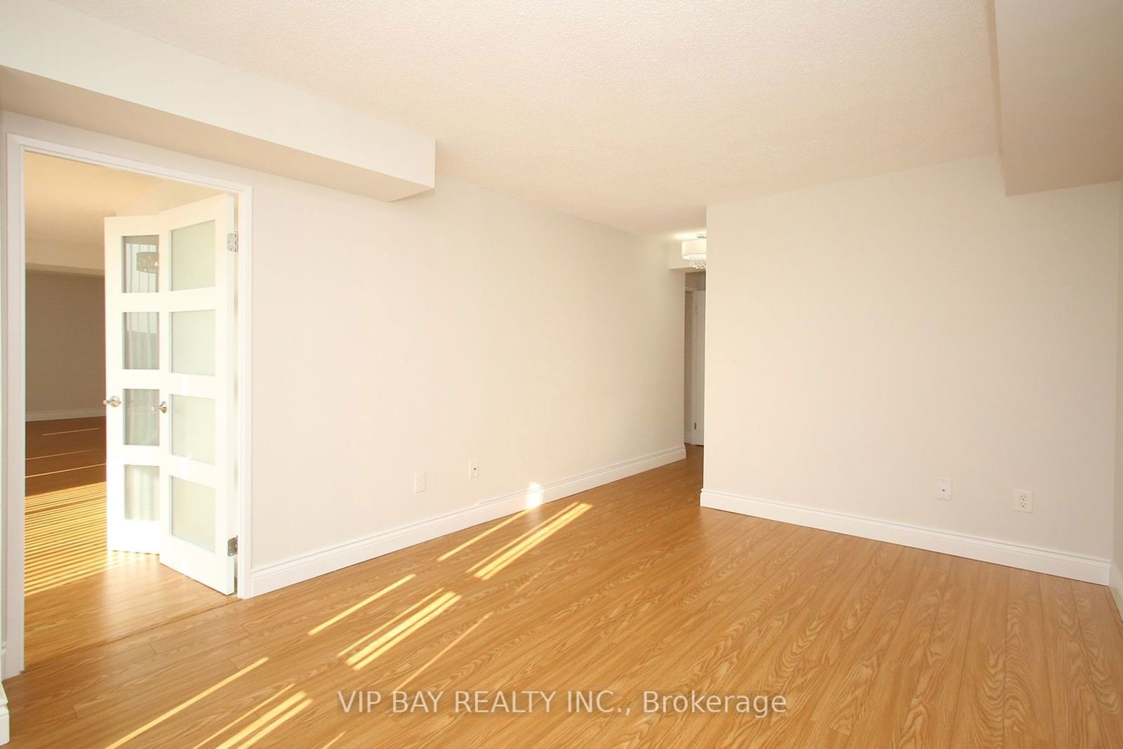 20 Harding Blvd W, unit 1012 for rent - image #14