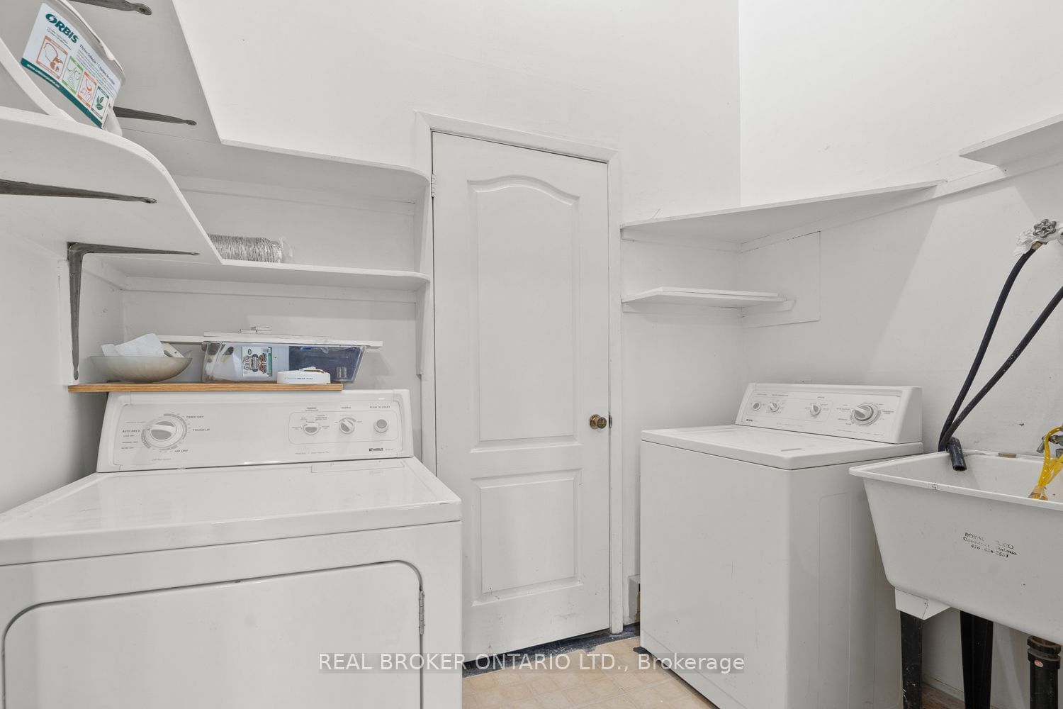 106 Wales Ave, unit 9 for rent - image #27