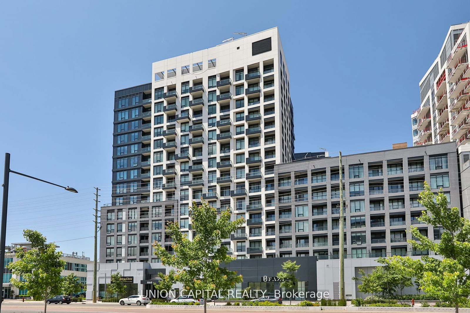 8868 Yonge St, unit 211E for sale - image #1