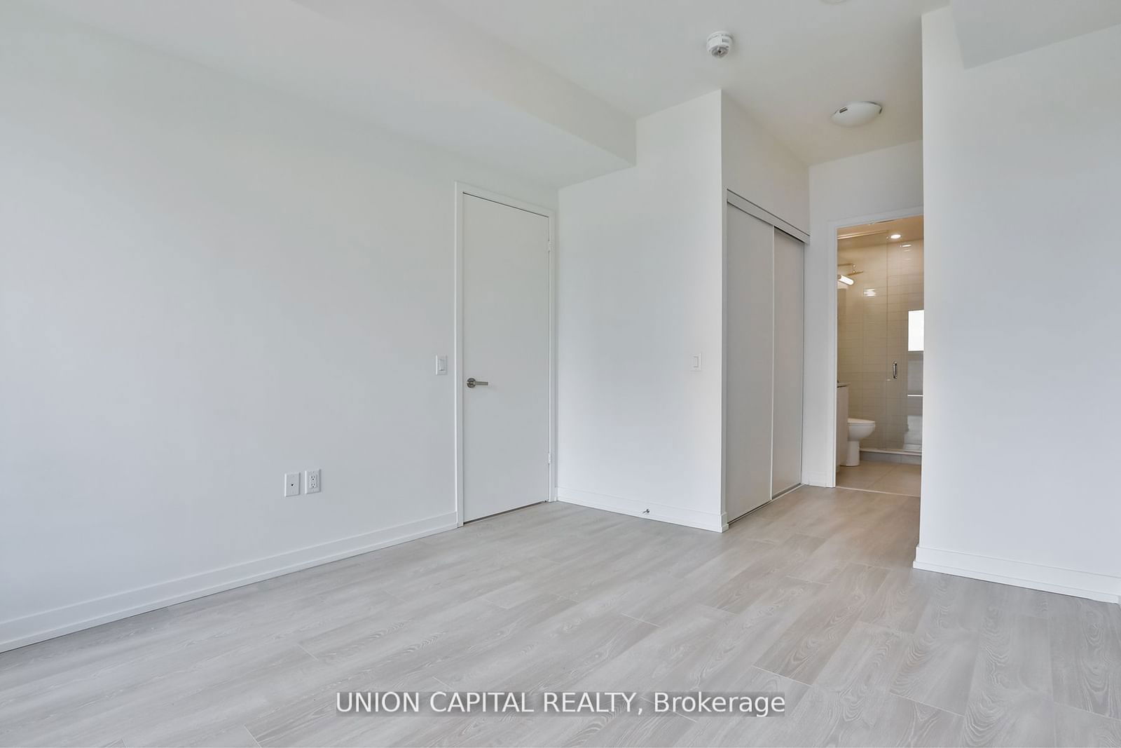 8868 Yonge St, unit 211E for sale - image #17