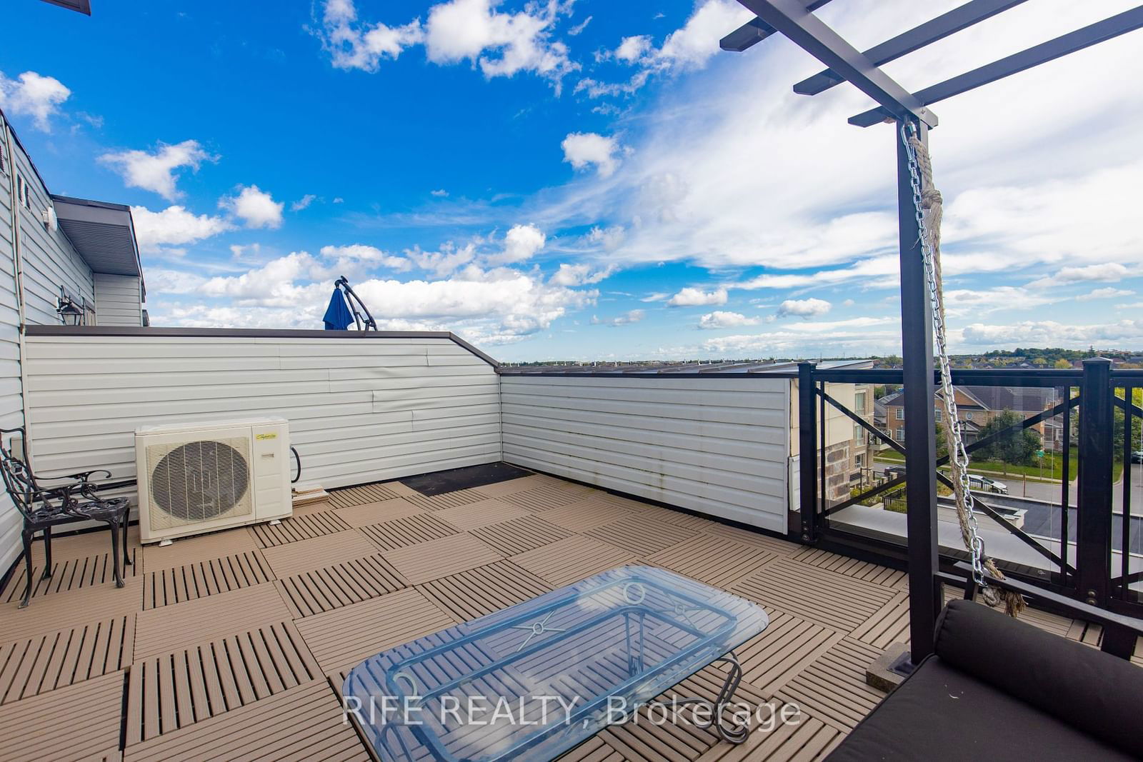 50 Dunsheath Way, unit 604 for sale