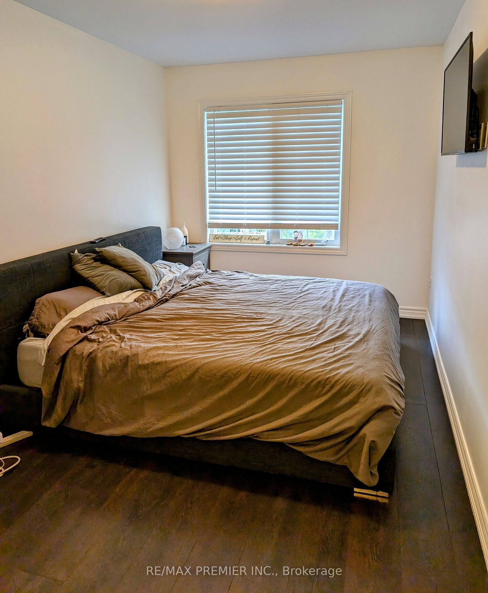 201 Pine Grove Rd, unit 407 for rent - image #8