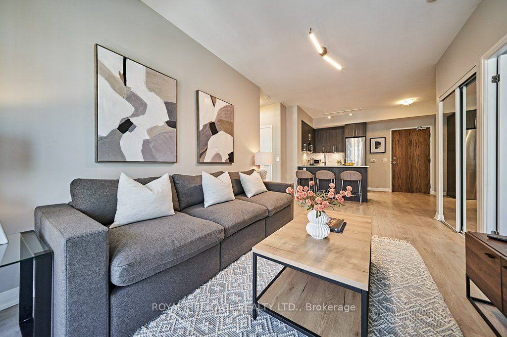 99 Eagle Rock Way, unit 530 for sale - image #10