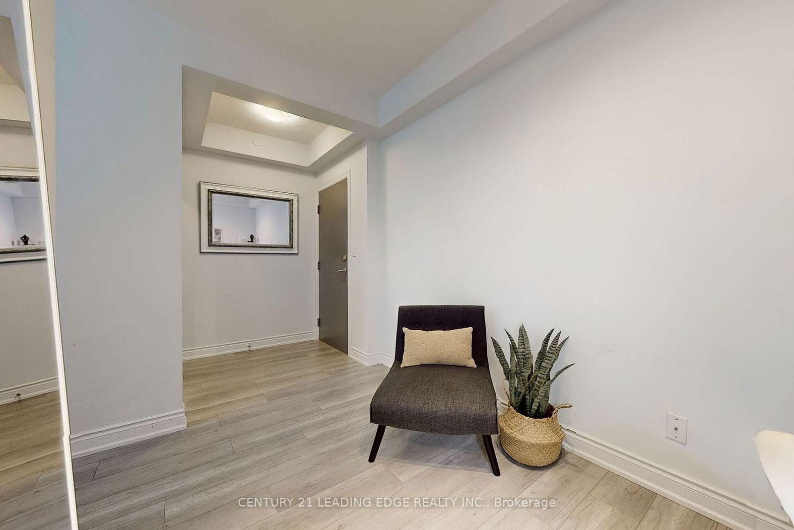 9600 YONGE St, unit 201 for sale - image #17