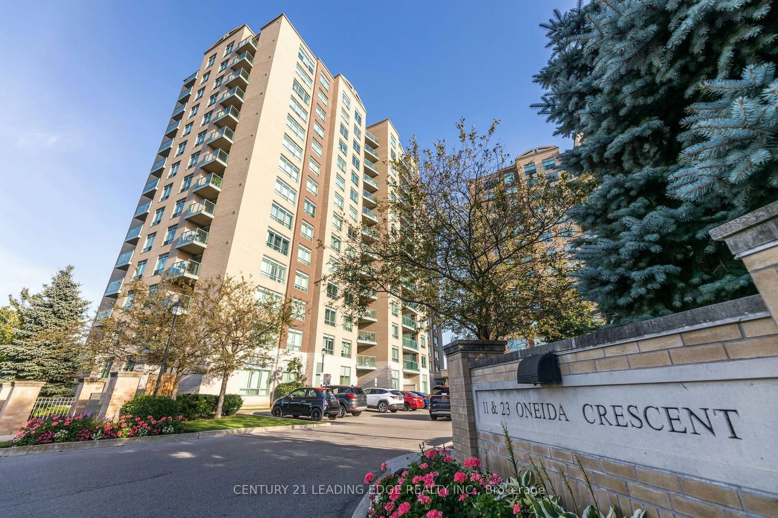 The Gates of Bayview IV Glen Condos, Richmond Hill, Toronto