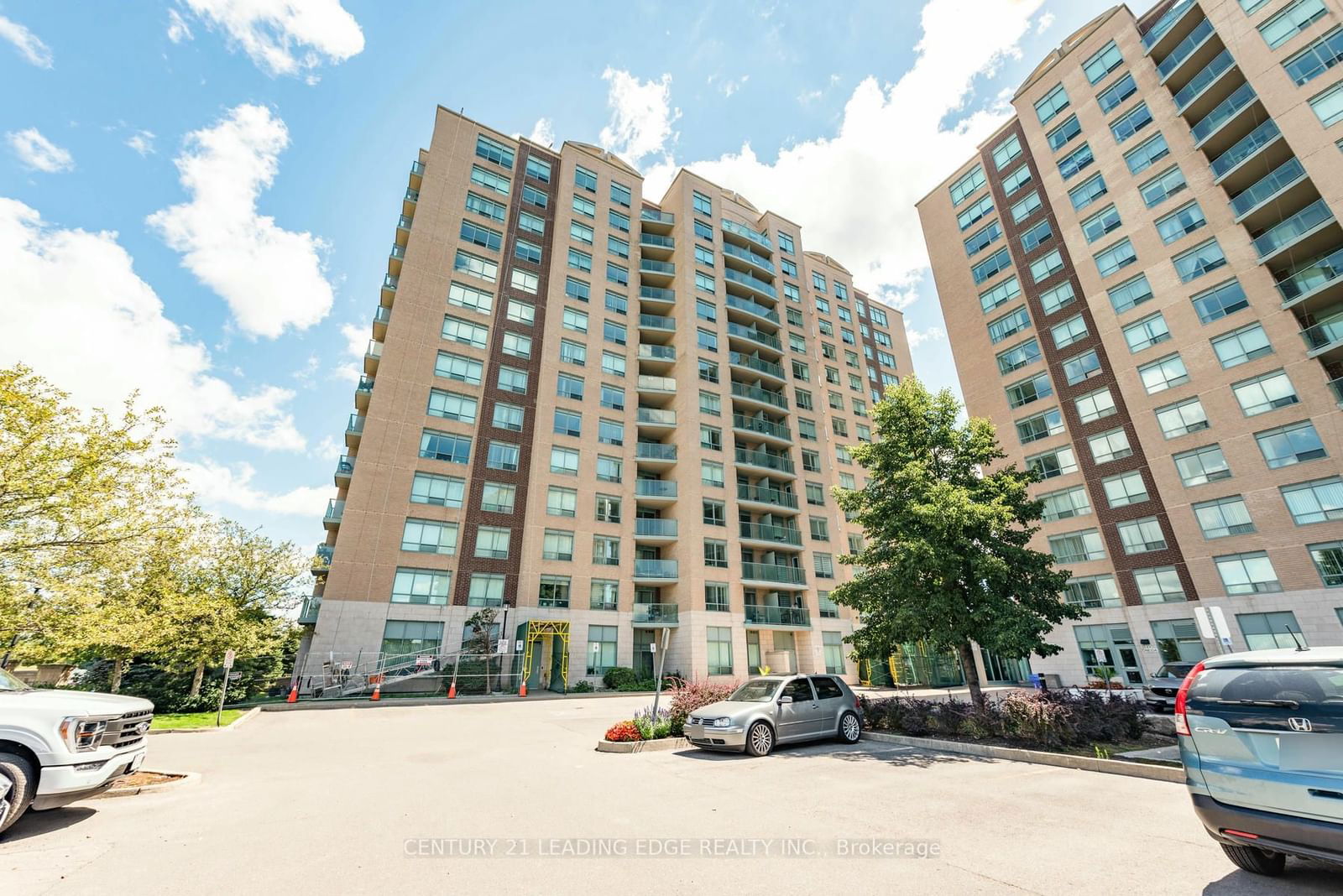 The Gates of Bayview IV Glen Condos, Richmond Hill, Toronto