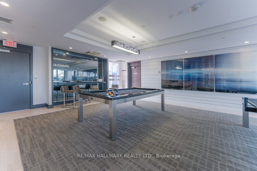 9471 Yonge St, unit 116 for sale