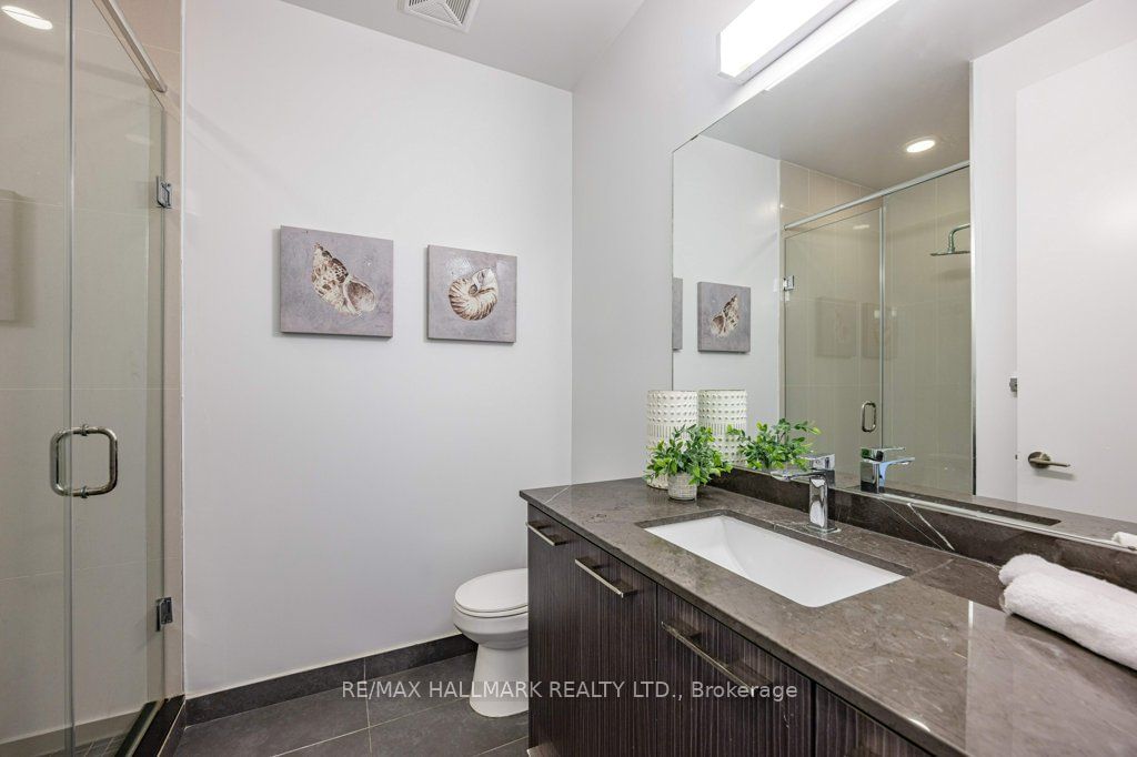 9471 Yonge St, unit 116 for sale - image #4