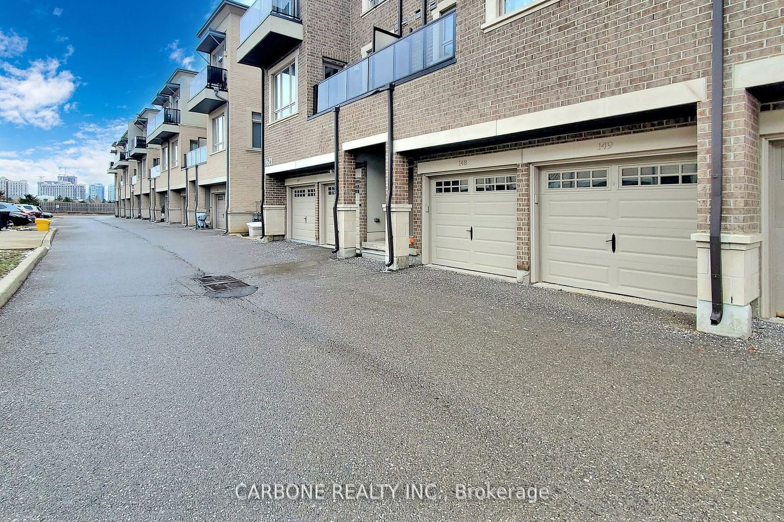 9621 Jane St, unit 10 for sale - image #39