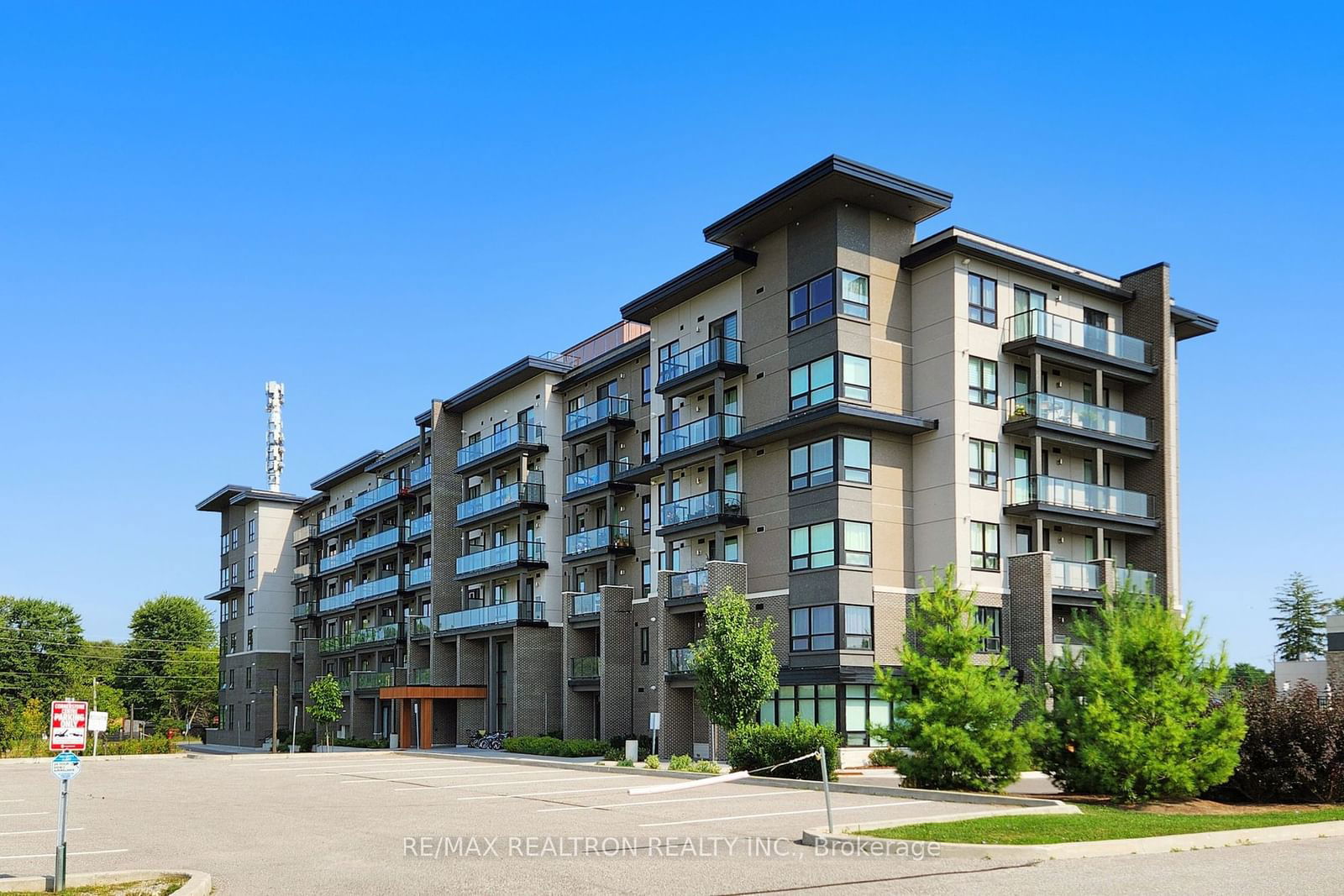 9700 Ninth Line, unit 610 for sale - image #2