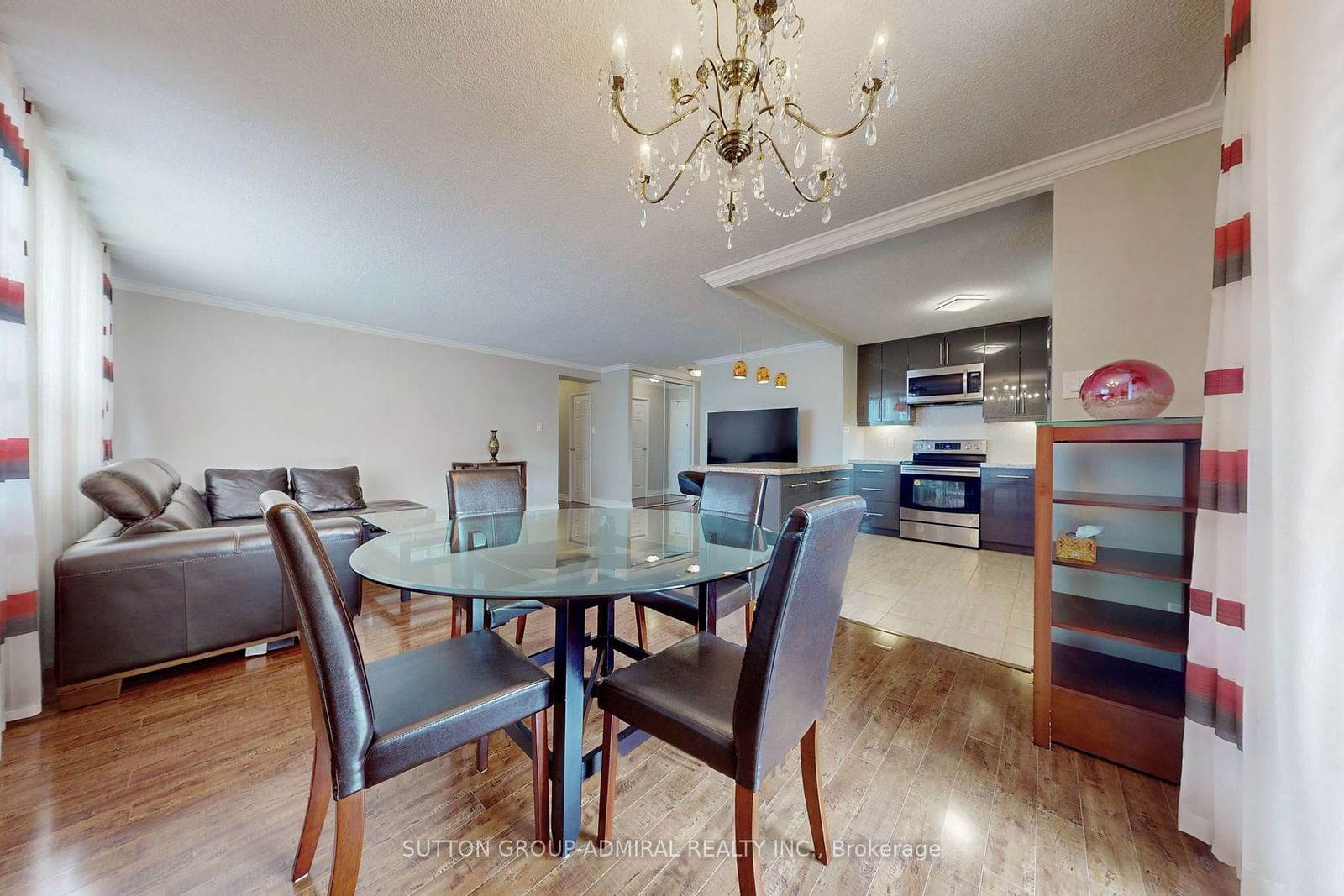 7451 Yonge St, unit 401 for sale - image #10