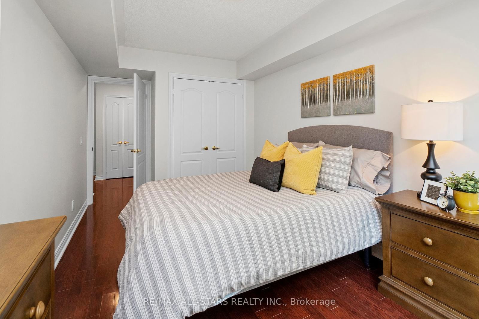 55 The Boardwalk Way, unit 104 for sale - image #24