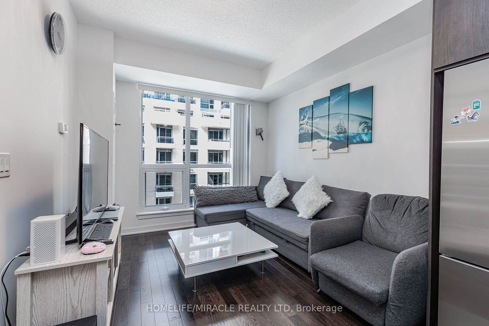 9199 Yonge St, unit 504 SE for sale - image #3