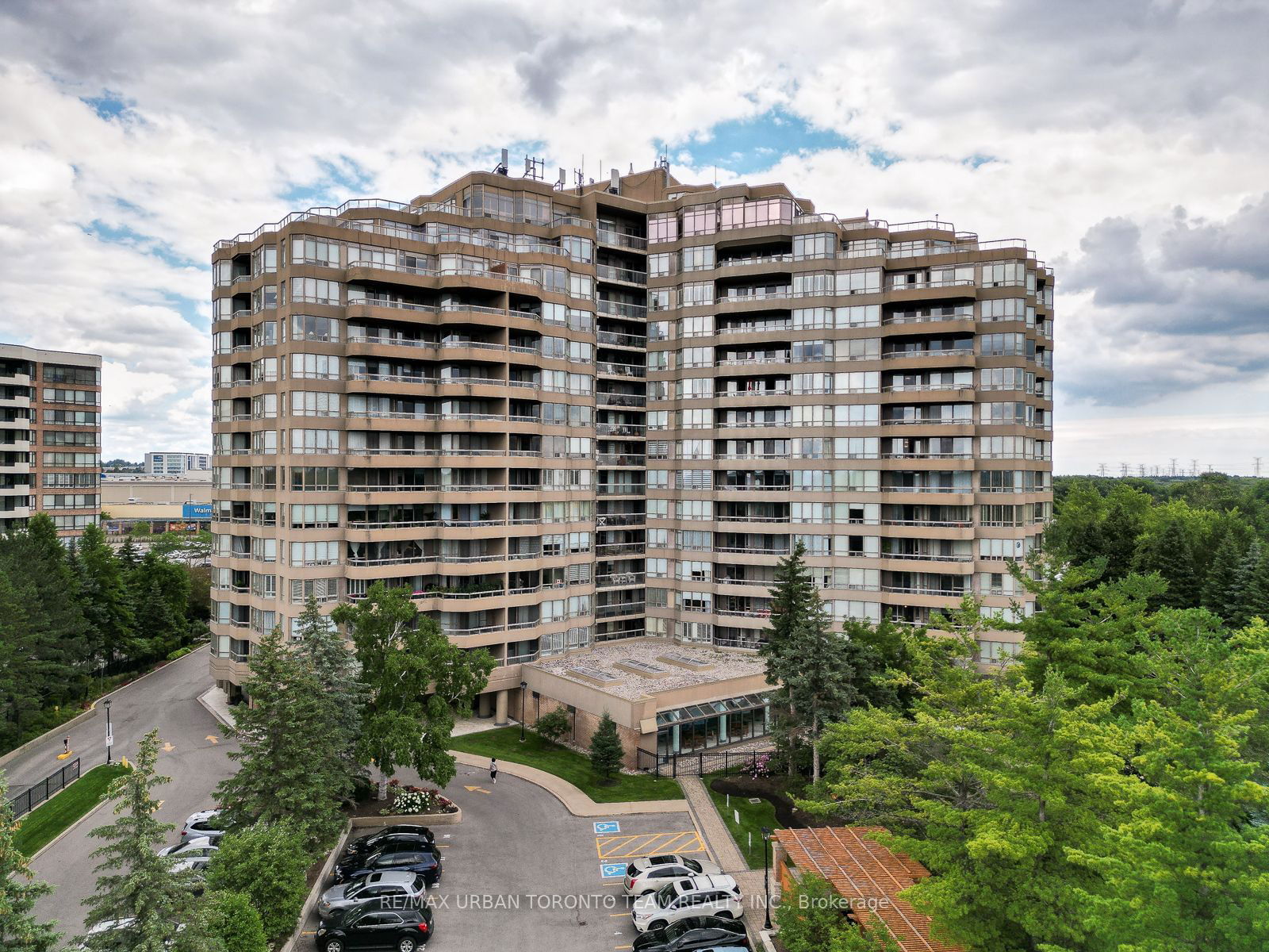 610 Bullock Dr, unit 1012 for sale