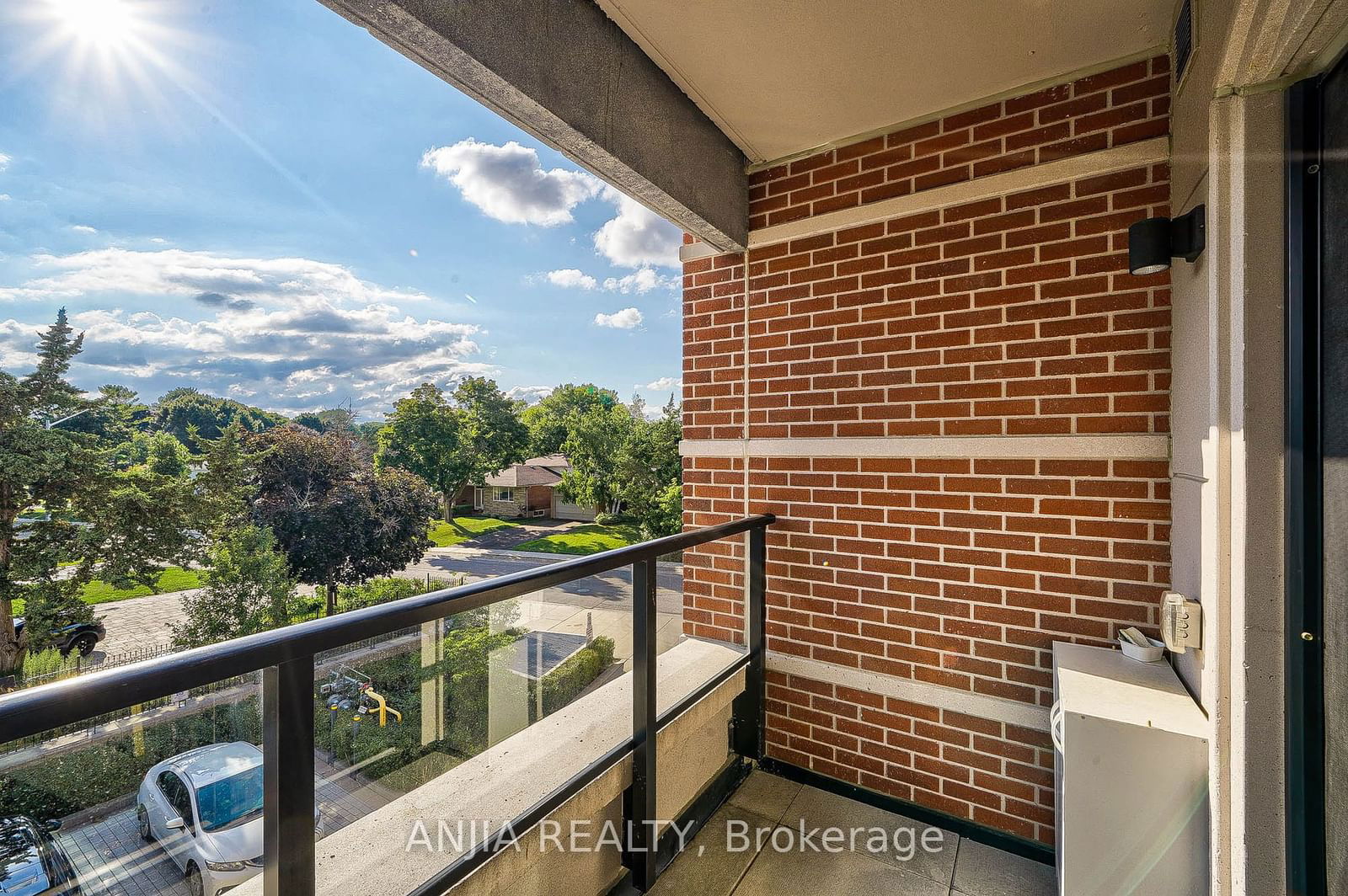 20 Fred Varley Dr, unit 215 for rent - image #25