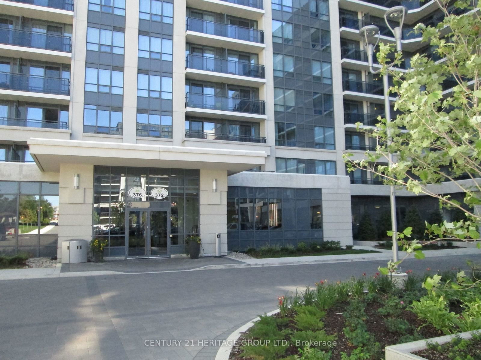 376 Highway 7 E, unit 915 for rent - image #1