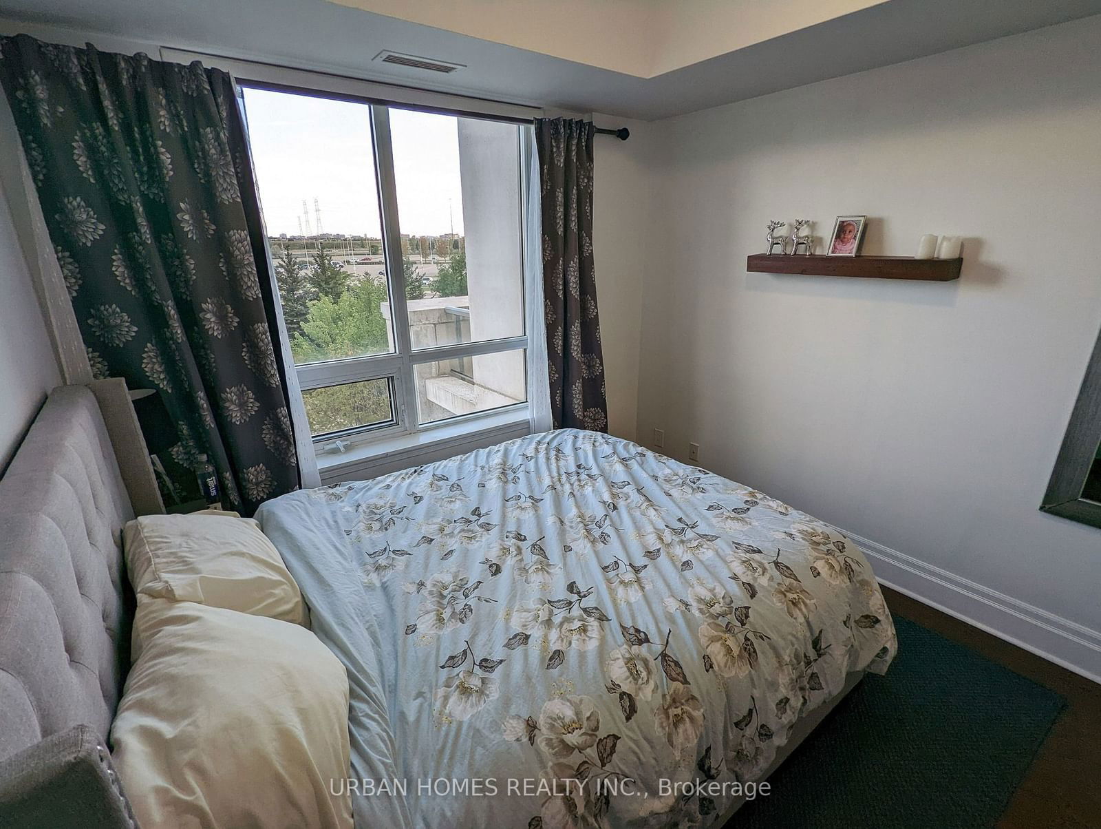 39 Upper Duke Cres, unit 308 for rent - image #9