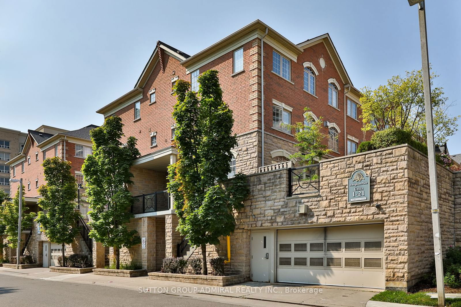 8 Brighton Place Townhomes, Vaughan, Toronto