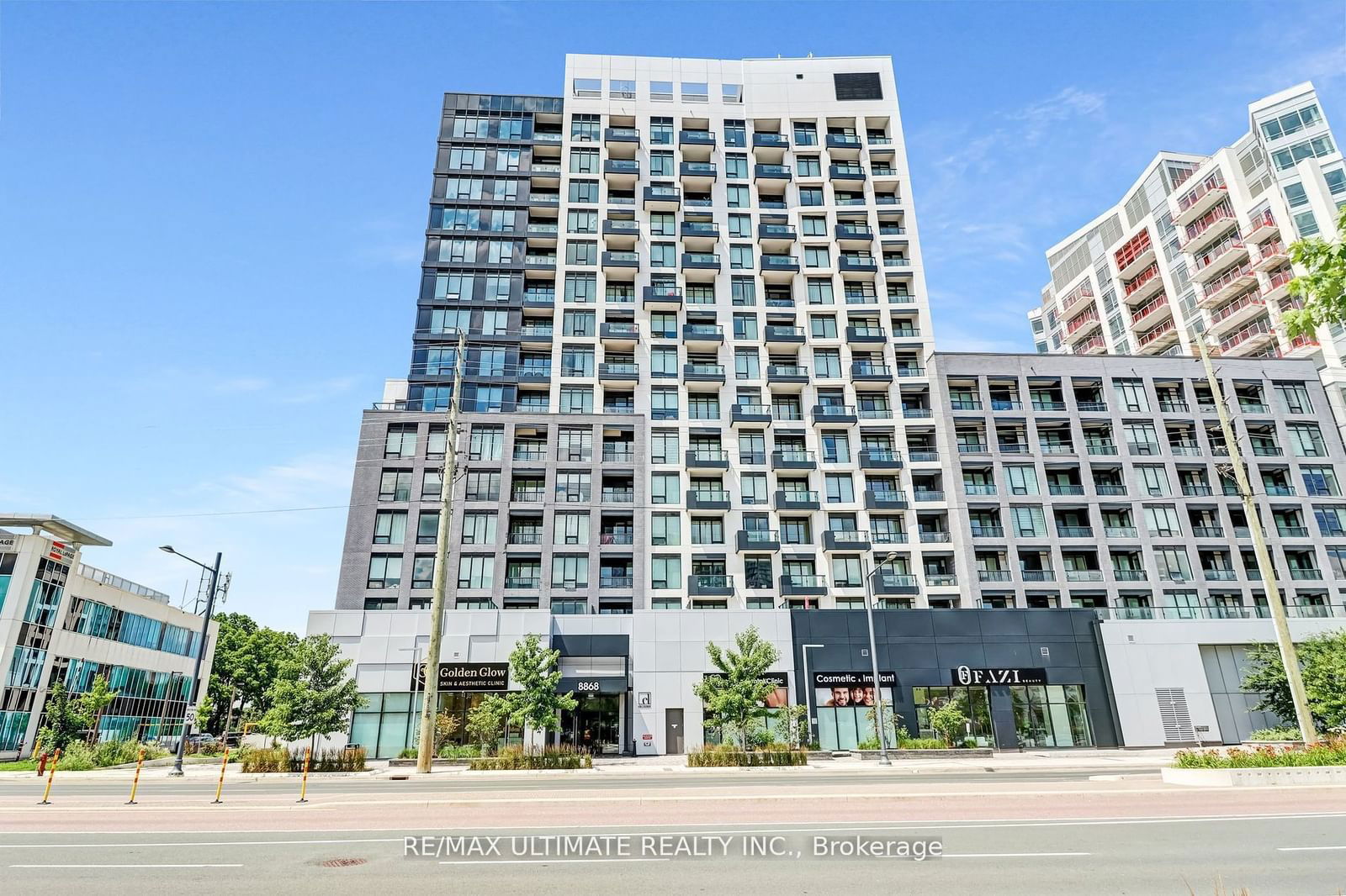 8868 Yonge St, unit 1111E for rent