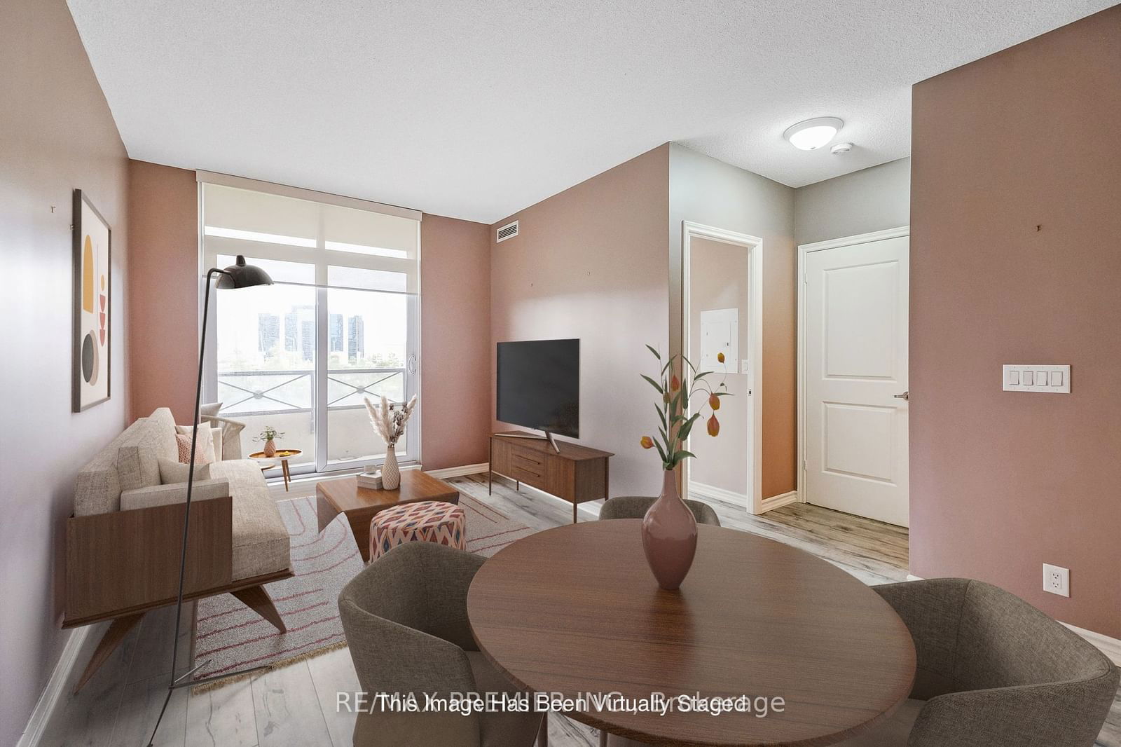 9235 Jane St, unit 208 for sale - image #15