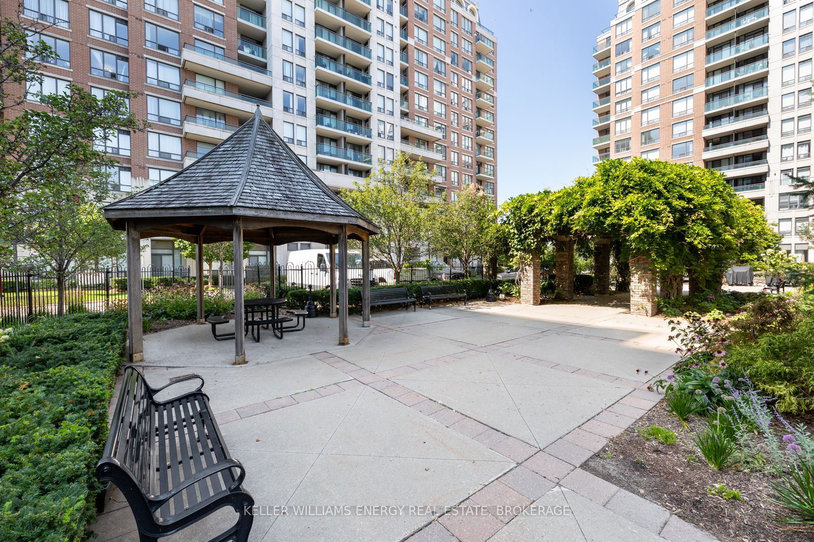 350 Red Maple Rd, unit 1201 for sale - image #34