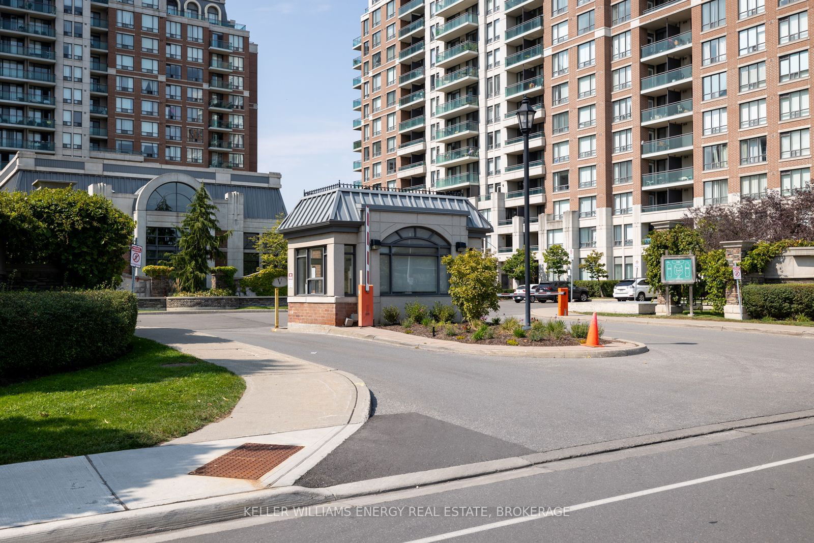 350 Red Maple Rd, unit 1201 for sale - image #38