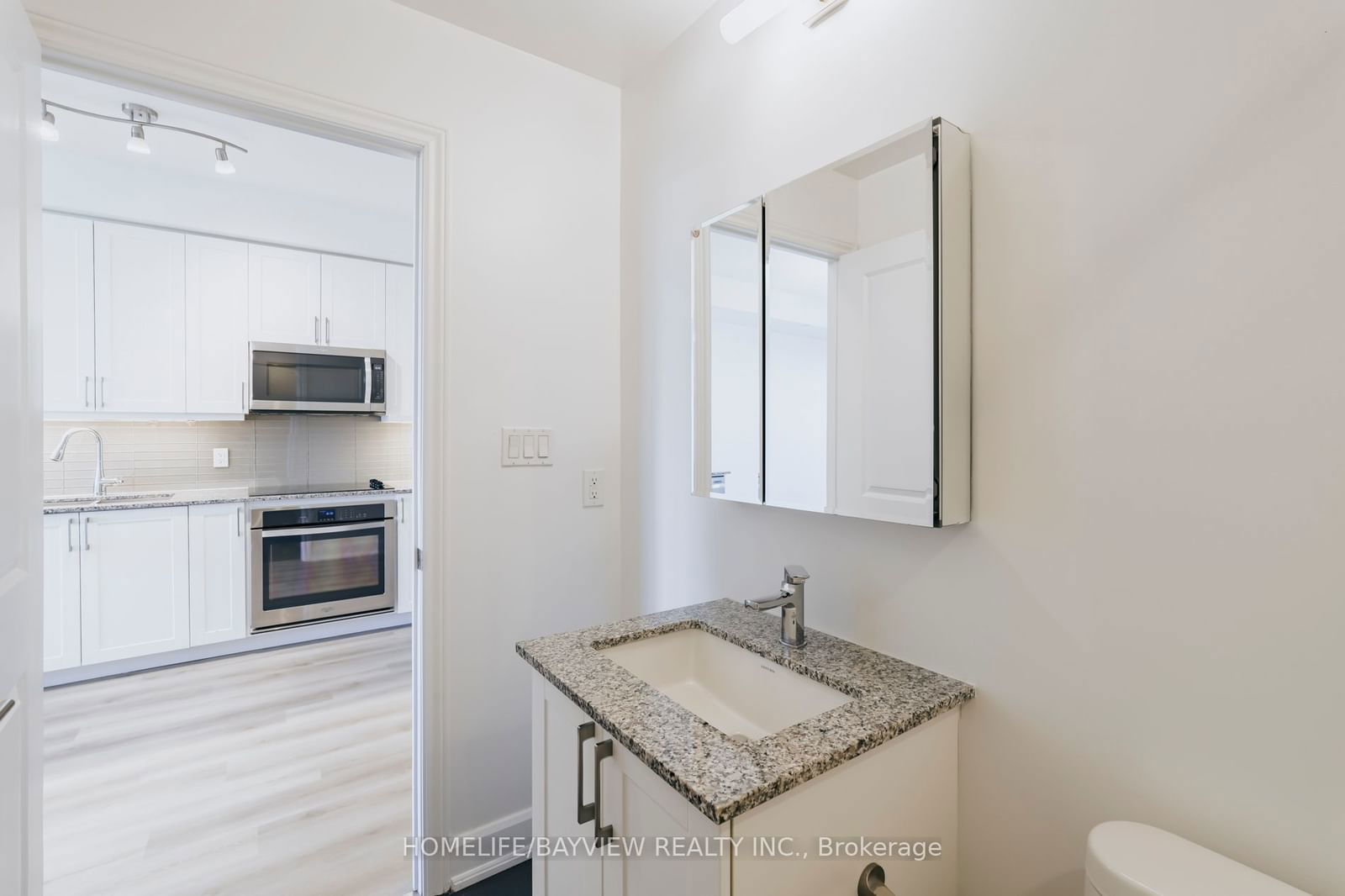 9608 Yonge St, unit 601 A for sale - image #19