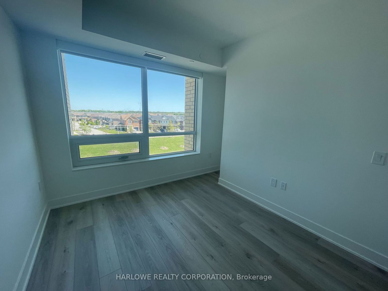 11750 Ninth Line, unit 424 B for rent