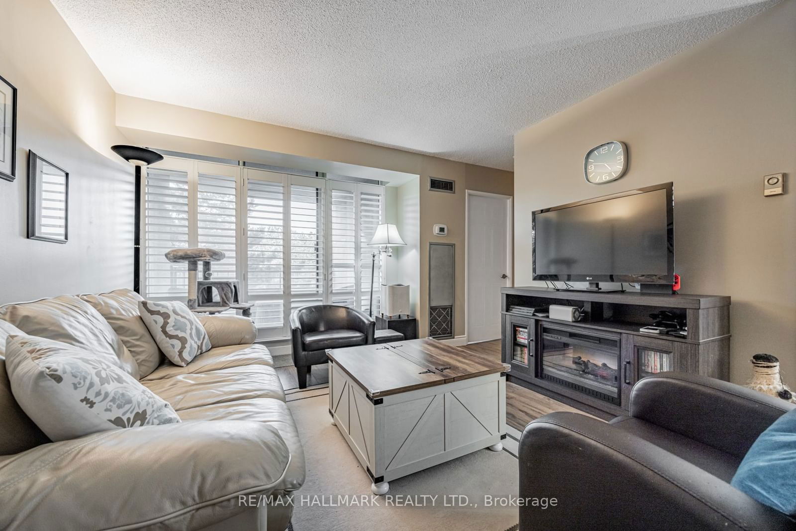 22 Clarissa Dr, unit 312 for sale - image #20