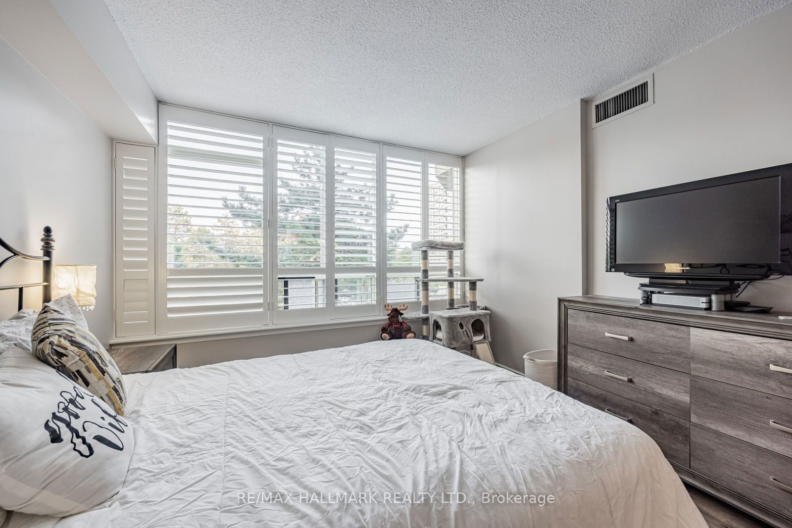 22 Clarissa Dr, unit 312 for sale - image #22