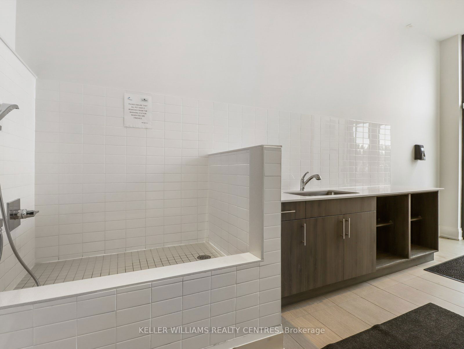 555 William Graham Dr, unit 449 for sale - image #29