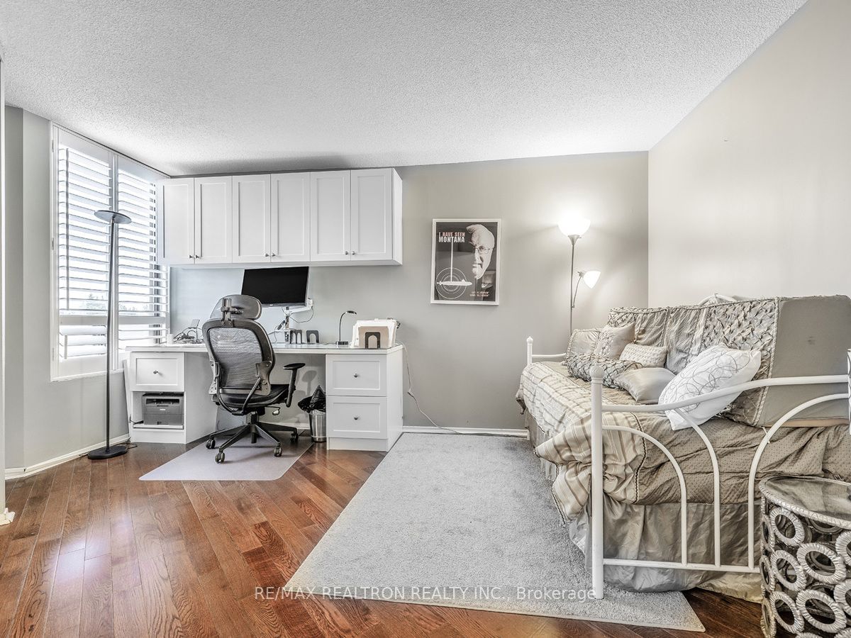 7460 Bathurst St, unit 407 for sale - image #18