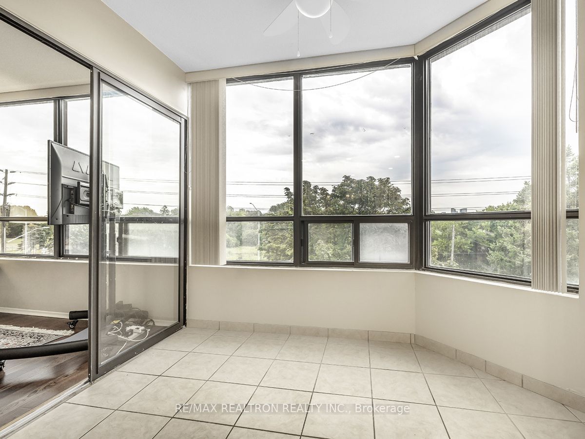 7460 Bathurst St, unit 407 for sale - image #21