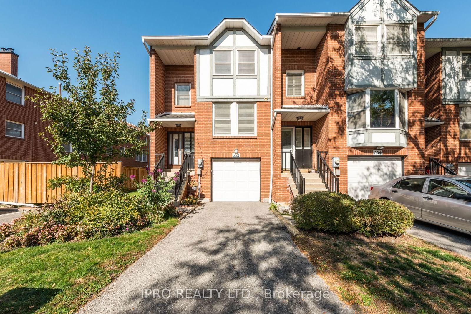 Piccadilly Townhomes, Markham, Toronto