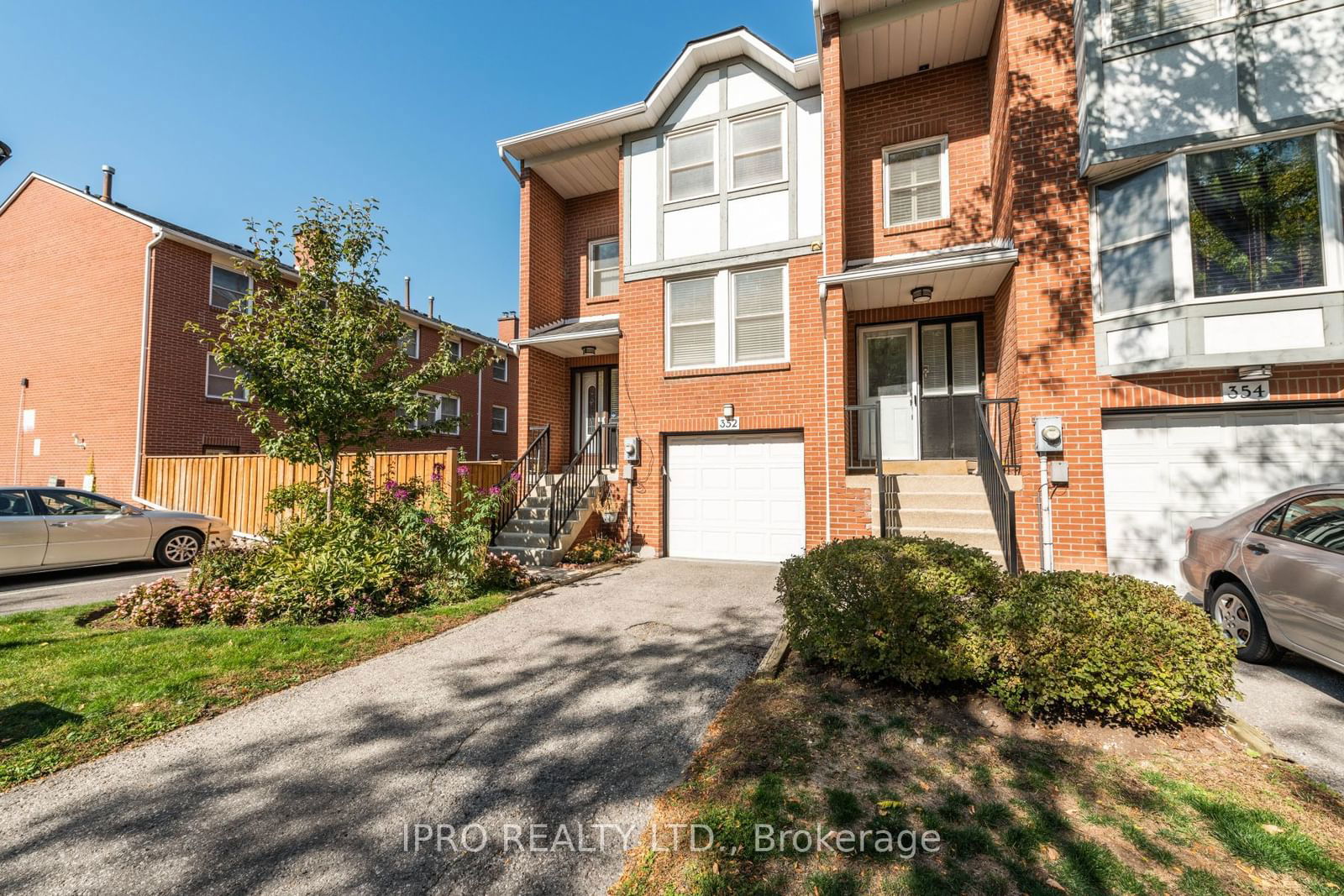 Piccadilly Townhomes, Markham, Toronto