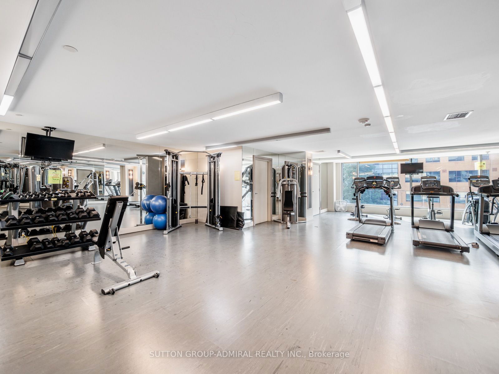 9090 Yonge St, unit 101B for sale - image #19