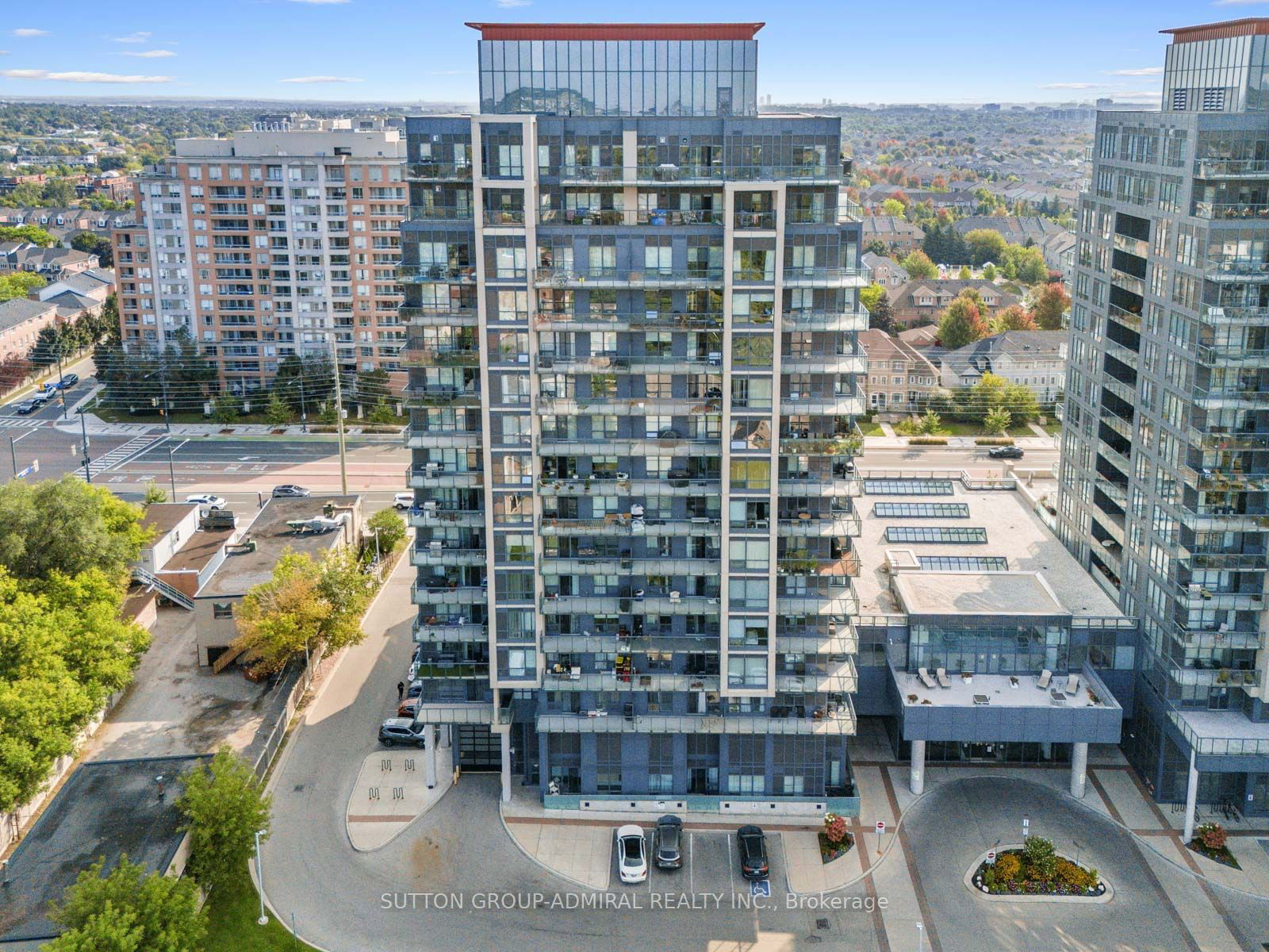 9090 Yonge St, unit 101B for sale