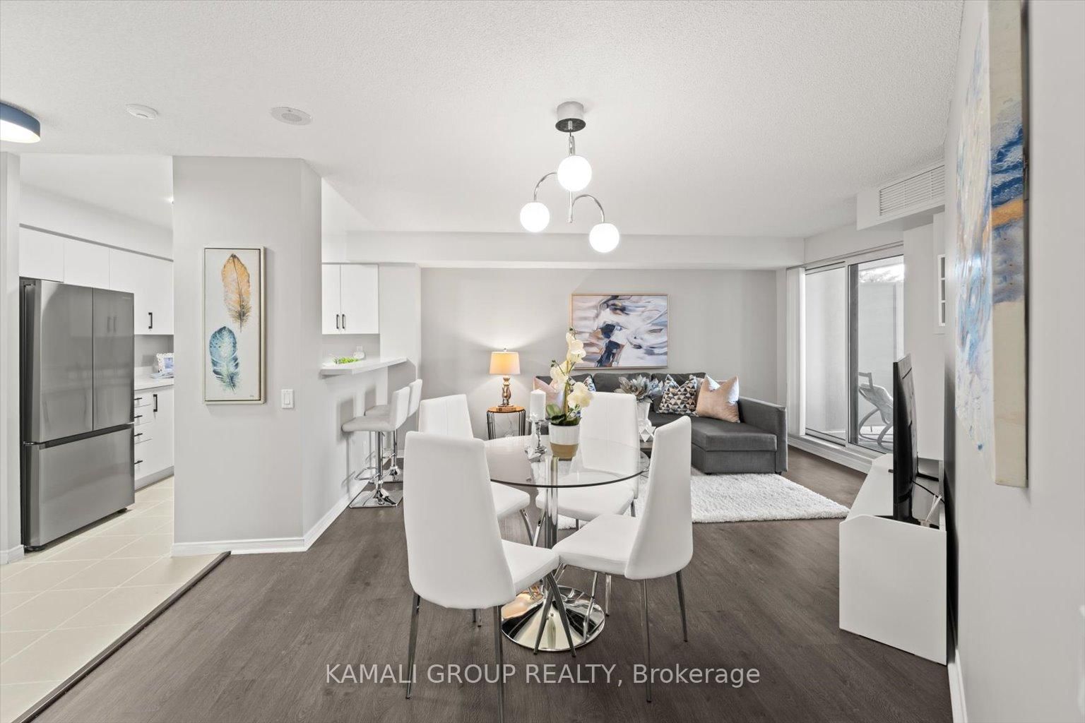 5 Emerald Lane, unit 213 for sale - image #5