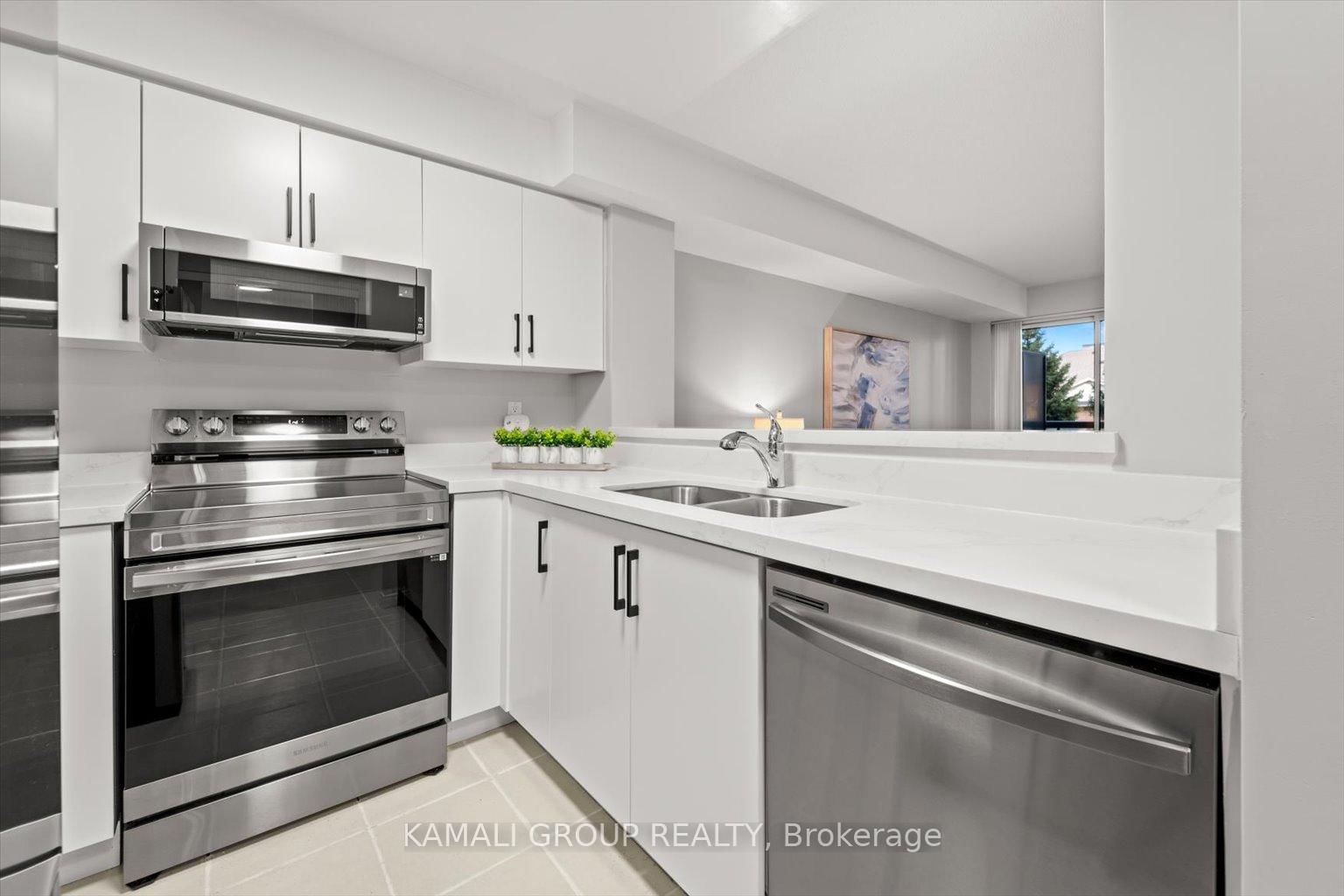 5 Emerald Lane, unit 213 for sale - image #8