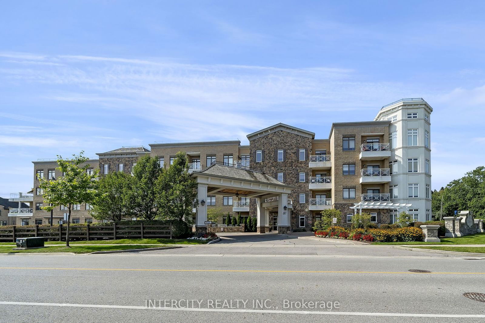 The Residences of Spring Hill, King, Toronto