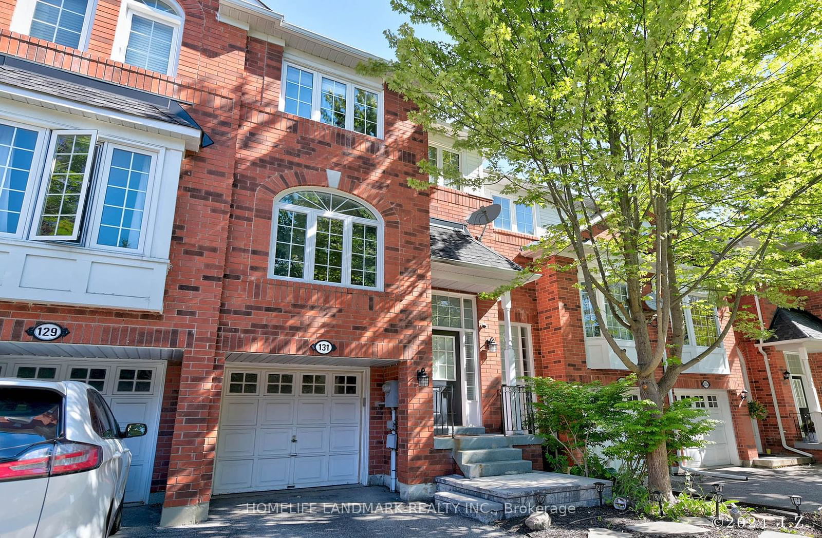 131 Mosaics Ave for sale  - image #1