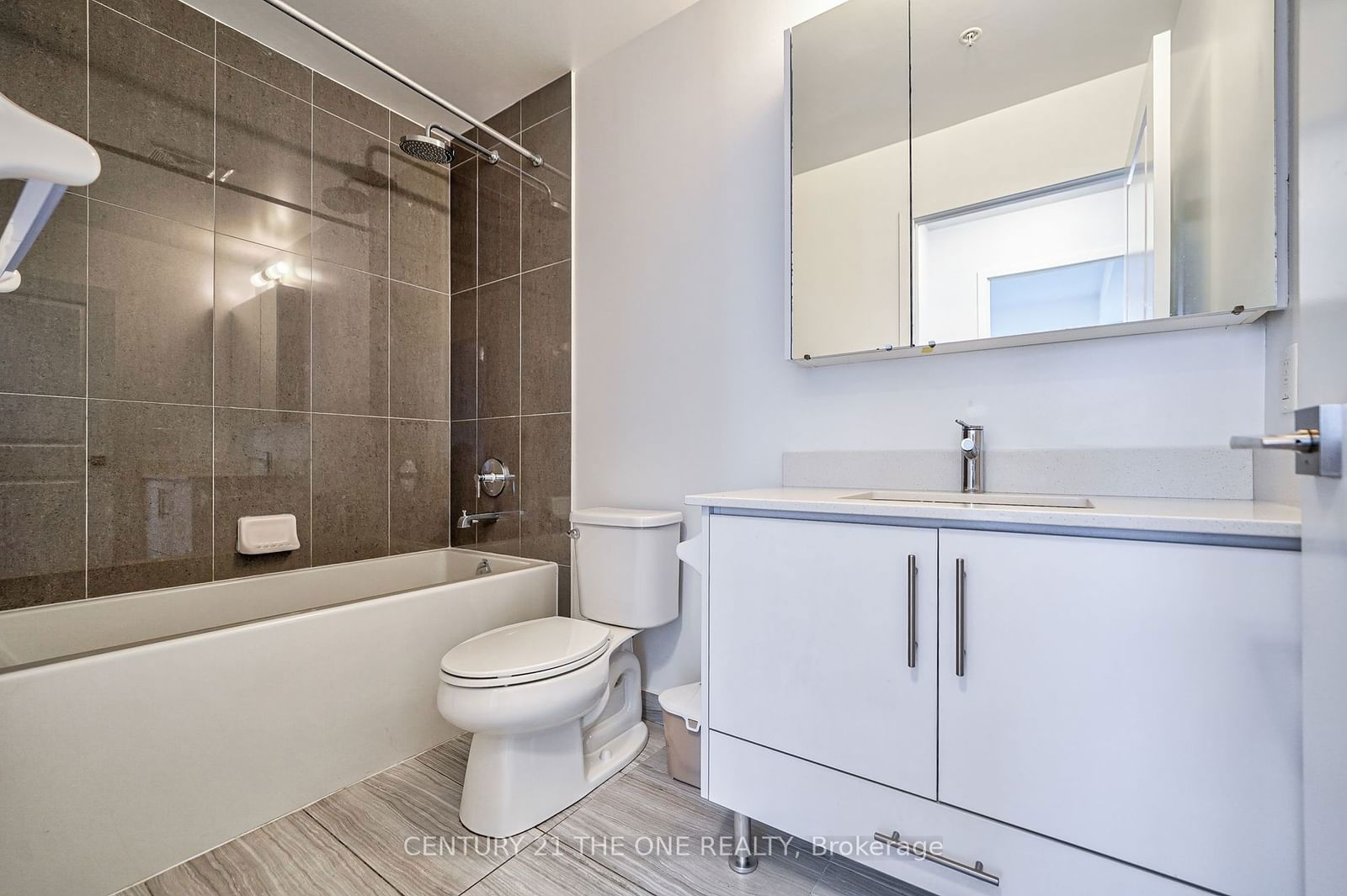 75 Oneida Cres, unit 1810 for sale - image #13