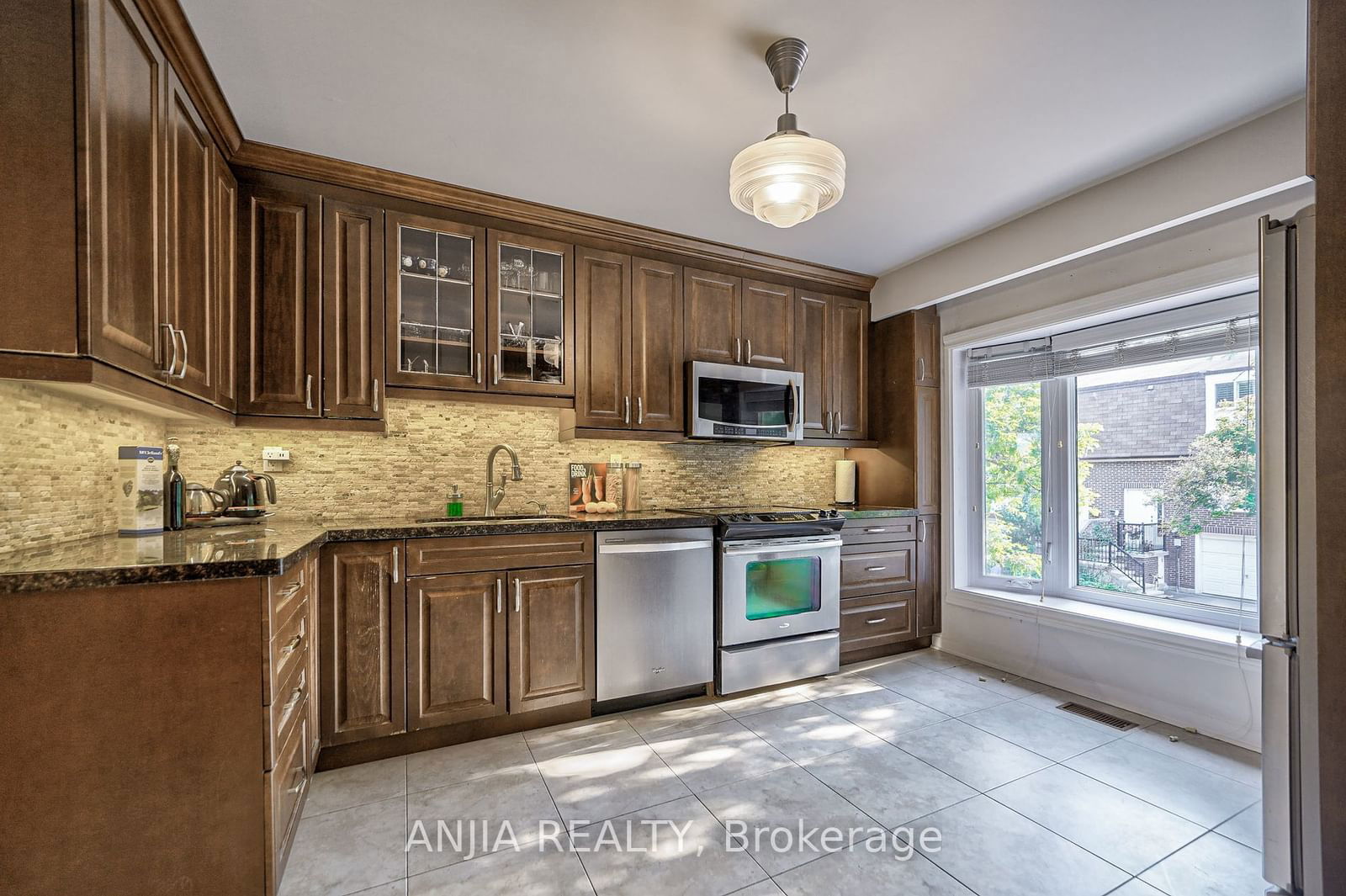 40 Castle Rock Dr, unit 23 for sale - image #8