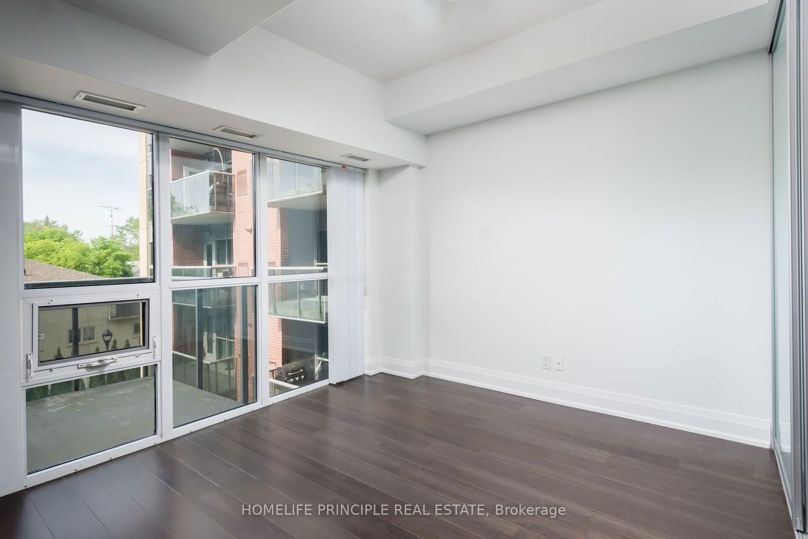 8302 Islington Ave, unit 314 for sale - image #15